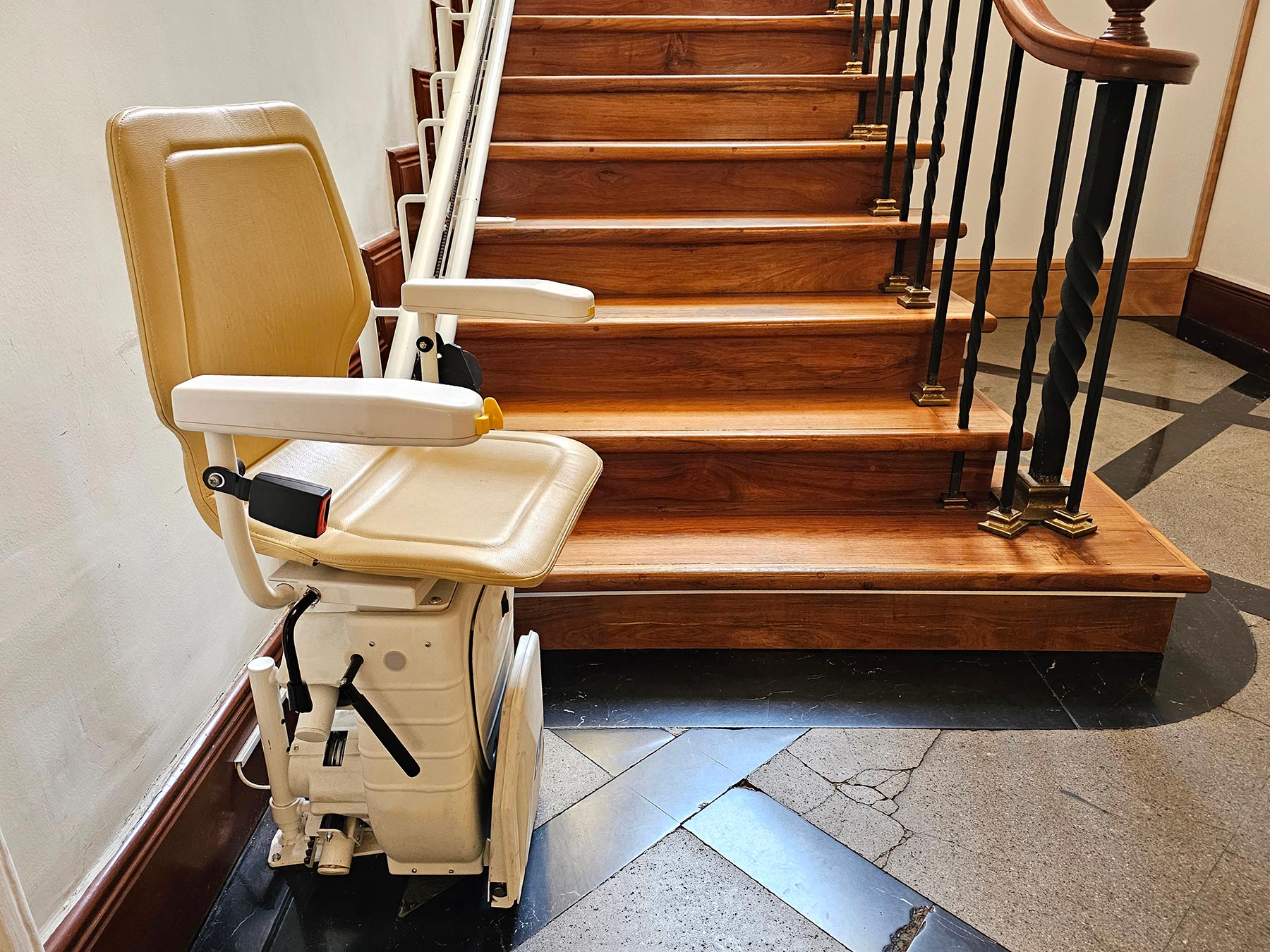 In Home Staright Stairlift